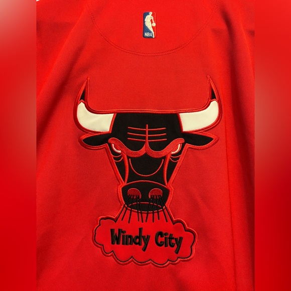 Nike NBA Chicago Bulls Red Windy City Game Warm-Up Shooting Jacket Size 4XL - Picture 8 of 9
